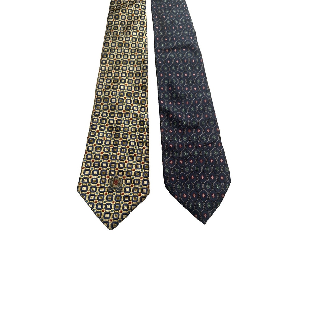 Tommy Hilfiger Lot of‎ 2 Vintage 100% Silk Preppy Classic Print Neck Ties